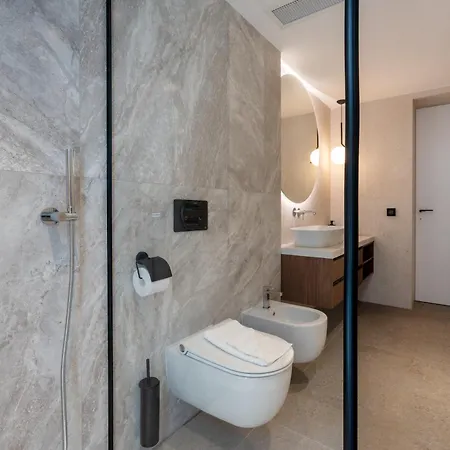 Brela-rogac 1 * באסקה וודה