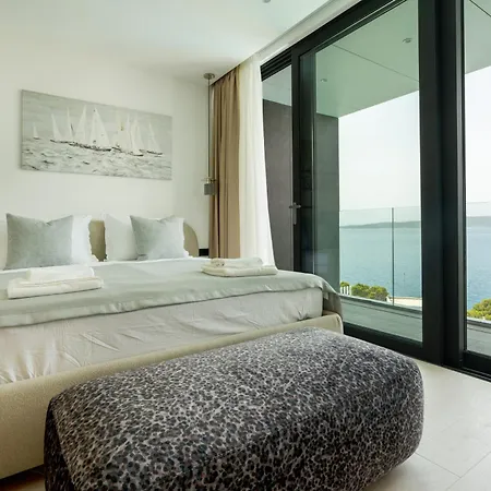 Brela-rogac 1 * באסקה וודה