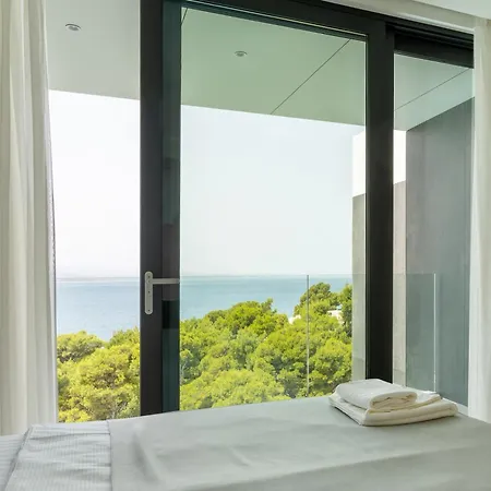 Brela-rogac 1 באסקה וודה