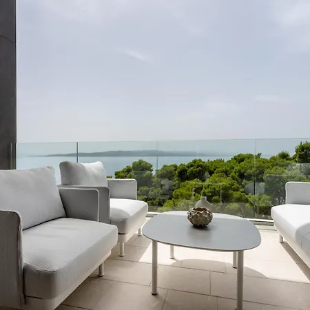 Brela-rogac 1 וילה *